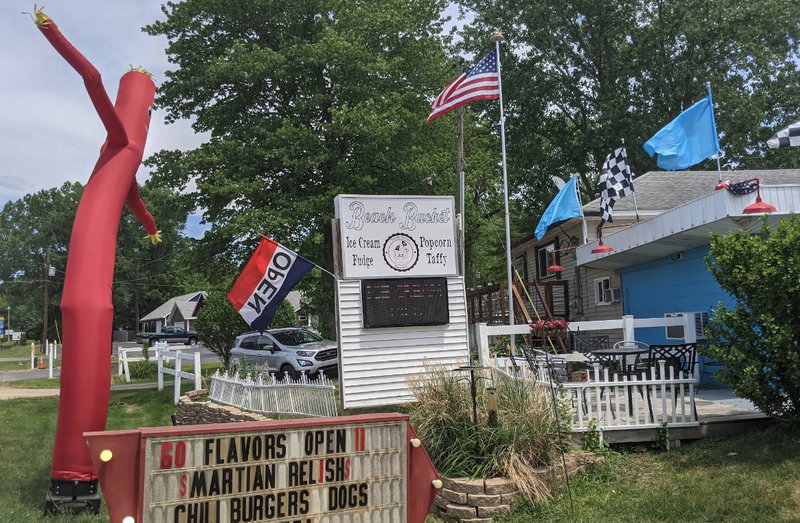 The Beach Bucket - From Web Listing (newer photo)